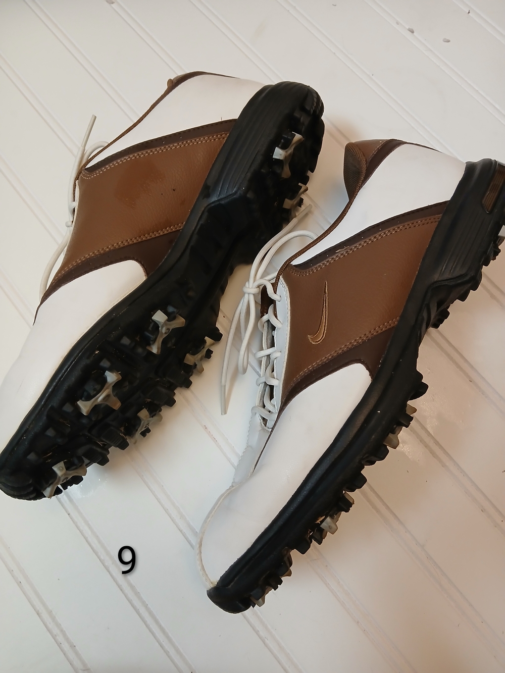 Nike Men’s Brown, White & Black Golf Spiked Sneakers